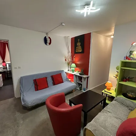 Apartment Meuble Les Domes Du Parc 12eme